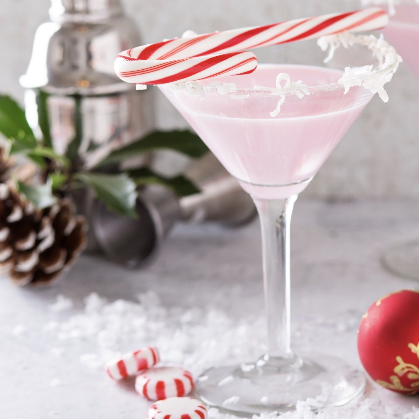 White Chocolate Peppermint Martini Skinny Mixes Recipes Skinny Mixes UK